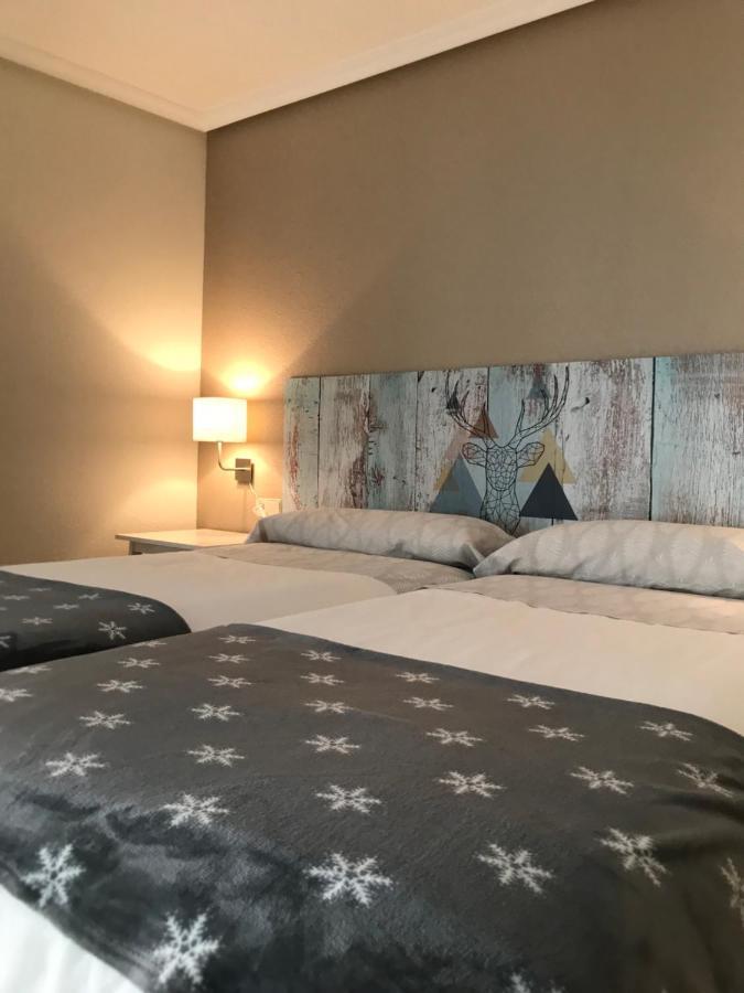 Apartamento Estiviellas, Pirineo جاكا المظهر الخارجي الصورة